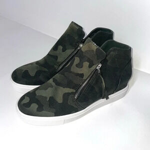 Steve Madden Caliber Wedge Knit Camo Sneakers Shoes Double Zip Size 8.5M